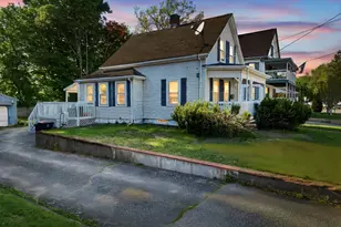 17 West St, Brockton, MA 02301 - Photo 1