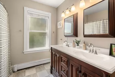 28 Oliver St, Watertown, MA 02472 - Photo 17