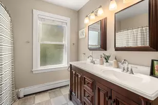 28 Oliver St, Watertown, MA 02472 - Photo 17