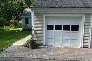 34 Strawberry Hill St, Dover, MA 02030 - Photo 9
