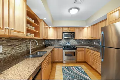 196 Main Street #Unit 2, Gloucester, MA 01930 - Photo 5
