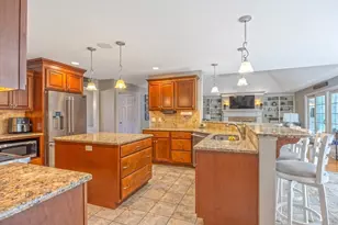 15 Leland Dr, Ludlow, MA 01056 - Photo 5