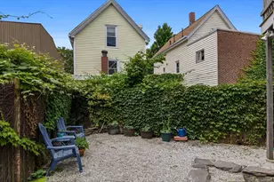 20 Village St, Somerville, MA 02143 - Photo 11