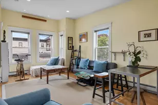 20 Village St, Somerville, MA 02143 - Photo 5