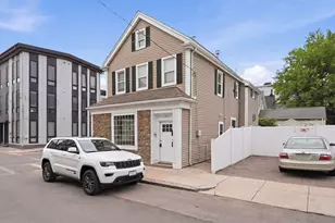 155 W 9th St, Boston, MA 02127 - Photo 39