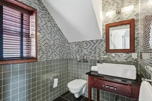 155 W 9th St, Boston, MA 02127 - Photo 29