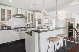 155 W 9th St, Boston, MA 02127 - Photo 17