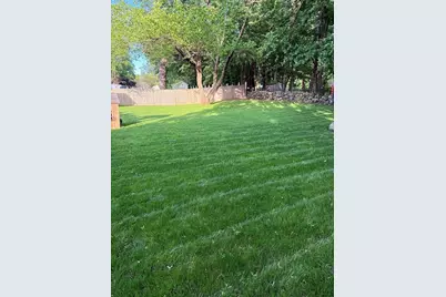18 Griffin Rd, Framingham, MA 01701 - Photo 19