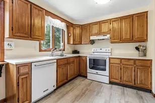 788 Burts Pit Rd, Northampton, MA 01062 - Photo 9