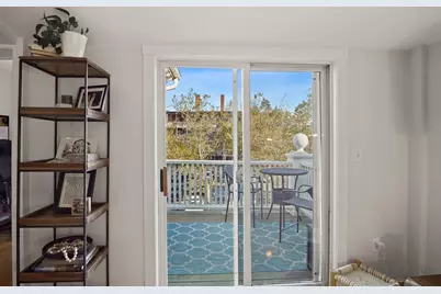 266 Essex St #6, Salem, MA 01970 - Photo 3
