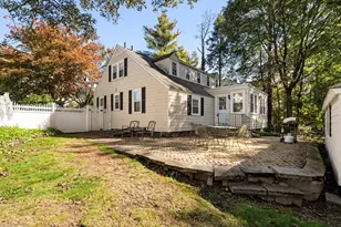 27 Park Cir, Arlington, MA 02476 - Photo 3