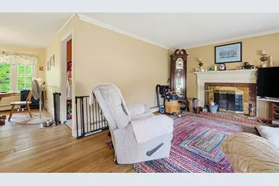 1093 Wachusett St, Holden, MA 01522 - Photo 15