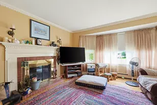 1093 Wachusett St, Holden, MA 01520 - Photo 5