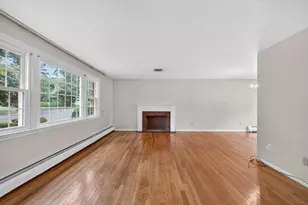 4 Apache Trail, Medford, MA 02155 - Photo 3