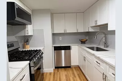4 Kingswood Dr #3, Abington, MA 02351 - Photo 9