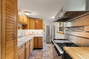 17 Pigeon Hill St, Rockport, MA 01966 - Photo 11