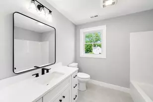 811 Main St, Tewksbury, MA 01876 - Photo 15