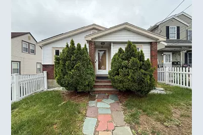 300 Mountain Ave #2, Revere, MA 02151 - Photo 1