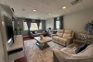 300 Mountain Ave, Revere, MA 02151 - Photo 5