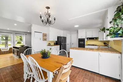 9 Cloverleaf Rd, Leominster, MA 01453 - Photo 11