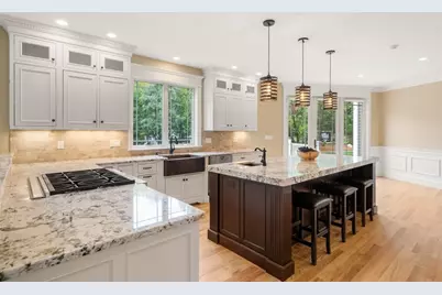 7 Metcalf Ln, Southborough, MA 01772 - Photo 9
