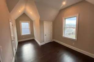 14 Trull St, Somerville, MA 02145 - Photo 5
