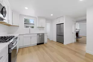 55 Lincoln Ave, Marblehead, MA 01945 - Photo 7