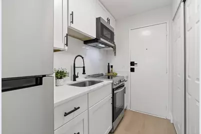 27 Gordon St #305, Framingham, MA 01702 - Photo 9