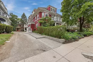 3 Regent Cir, Boston, MA 02130 - Photo 21