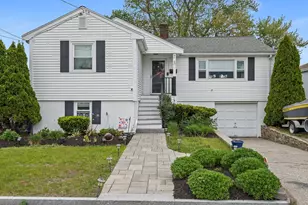 15 D St, Hull, MA 02045 - Photo 1
