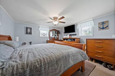 15 D St, Hull, MA 02045 - Photo 19
