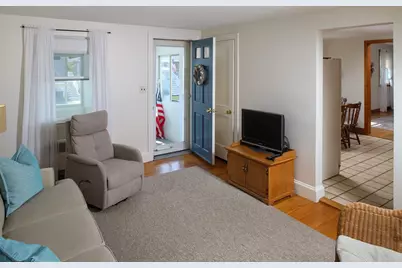 84 Newport Rd, Hull, MA 02045 - Photo 11