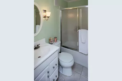 84 Newport Rd, Hull, MA 02045 - Photo 17