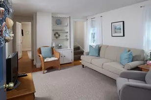 84 Newport Rd, Hull, MA 02045 - Photo 9