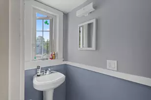 181 Highland Ave, Leominster, MA 01453 - Photo 15