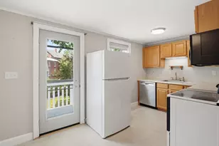24 R High St, Rockport, MA 01966 - Photo 9