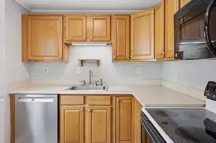 24 R High St, Rockport, MA 01966 - Photo 11