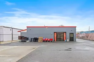 29 Linden St, Medford, MA 02155 - Photo 3