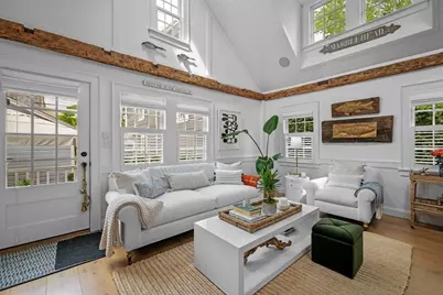 31 Franklin St, Marblehead, MA 01945 - Photo 9