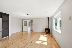 7 Beebe Ln, Wakefield, MA 01880 - Photo 17