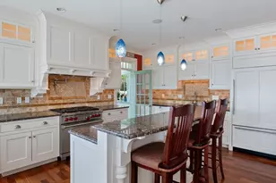 435 Main St, Amesbury, MA 01913 - Photo 11