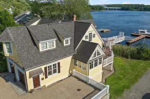 435 Main St, Amesbury, MA 01913 - Photo 33