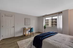295 W Wyoming Ave, Stoneham, MA 02180 - Photo 13