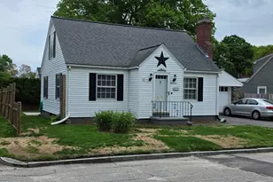 19 Calumet Ave, Worcester, MA 01606 - Photo 1
