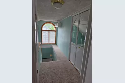 19 Calumet Ave, Worcester, MA 01606 - Photo 25
