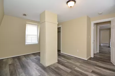10 Essex Ct, Lynn, MA 01902 - Photo 3