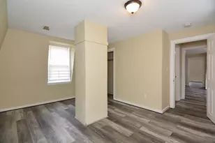 10 Essex Ct, Lynn, MA 01902 - Photo 3