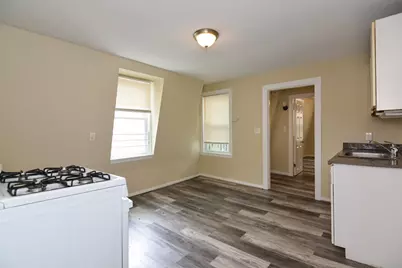 10 Essex Ct, Lynn, MA 01902 - Photo 13
