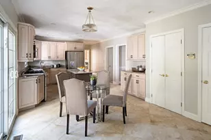 11 Rose Farm Ln, Woburn, MA 01801 - Photo 11