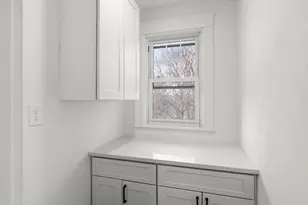 6 View S Ave, Boston, MA 02130 - Photo 23